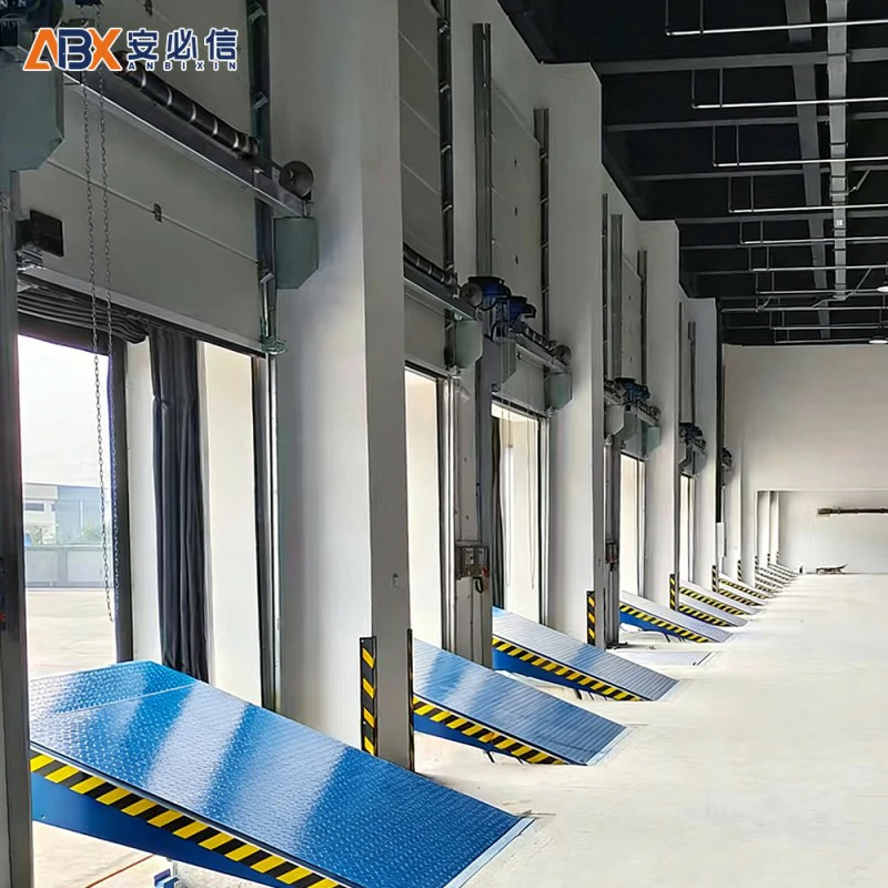 济宁翻板滑升门